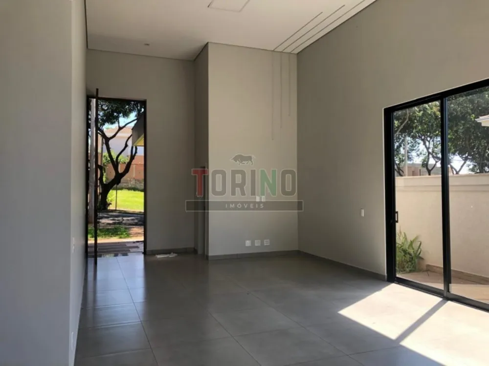 Casa, 3 quartos, 354 m² - Foto 1