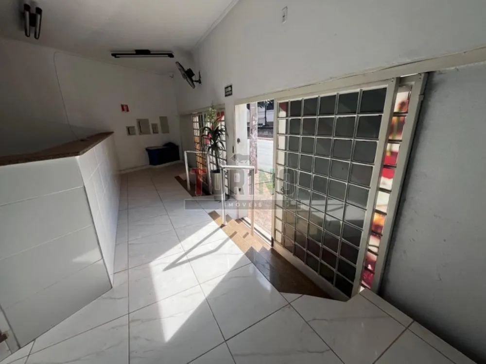 Loja-Salão, 225 m² - Foto 1