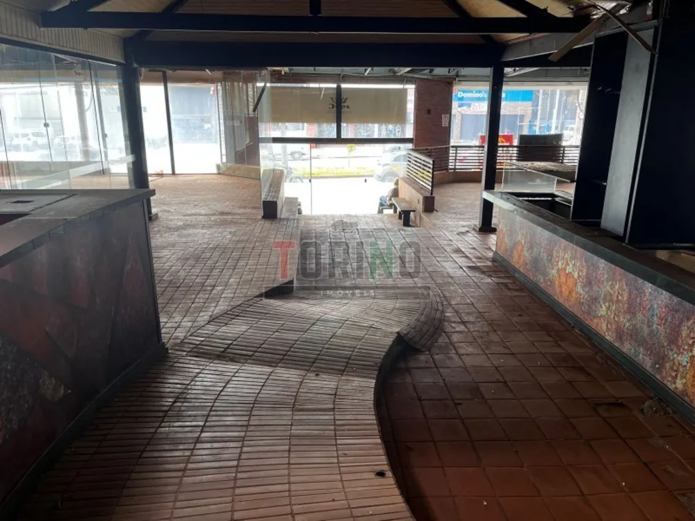 Prédio Inteiro, 889 m² - Foto 1