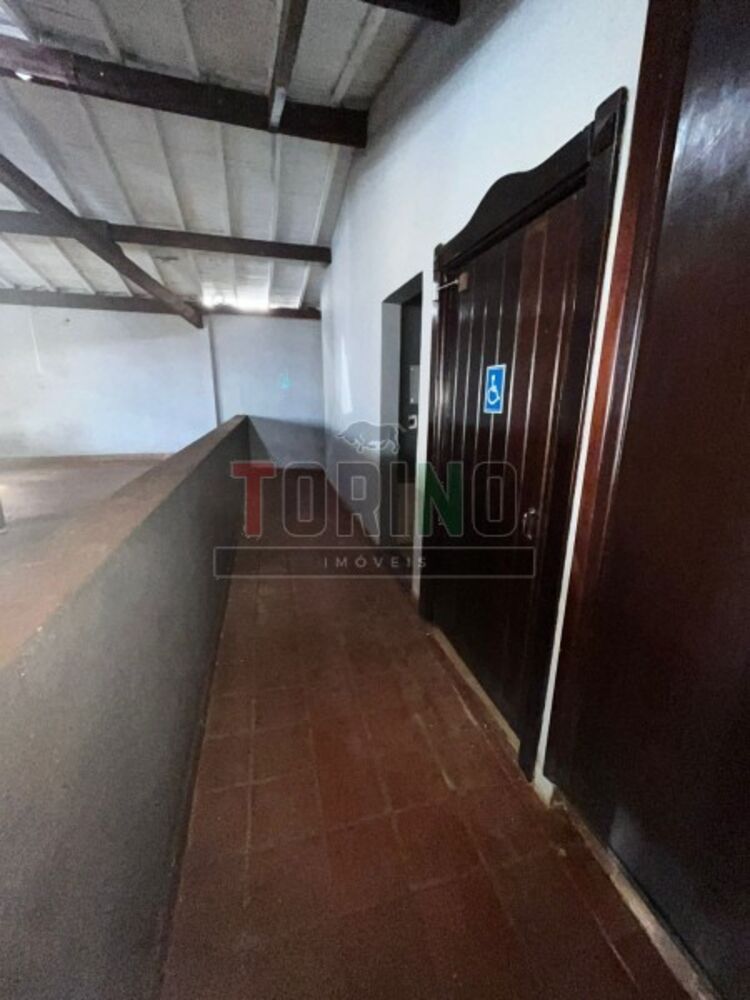 Prédio Inteiro, 889 m² - Foto 2