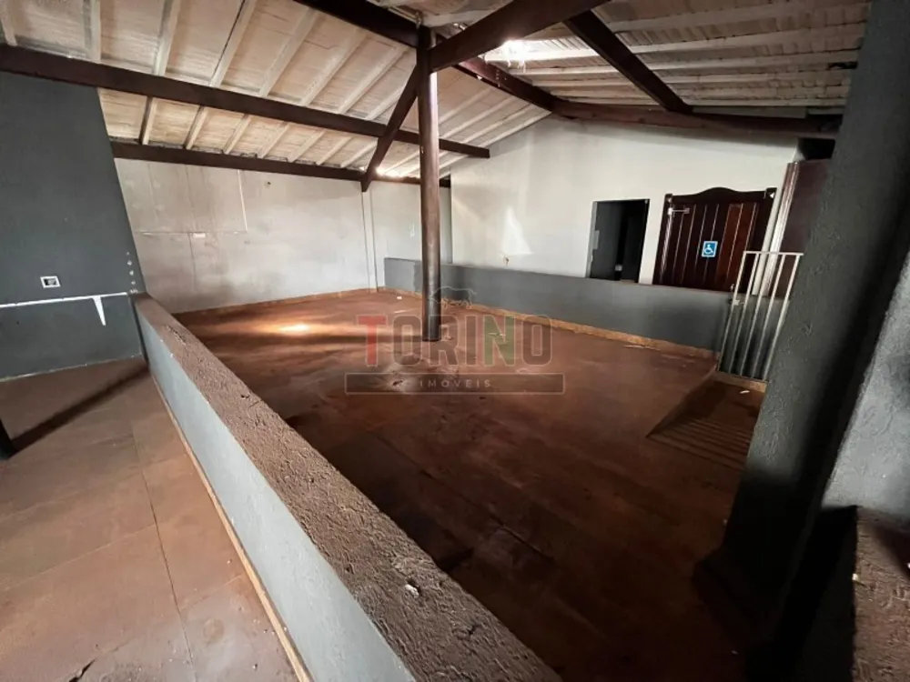 Prédio Inteiro, 889 m² - Foto 2
