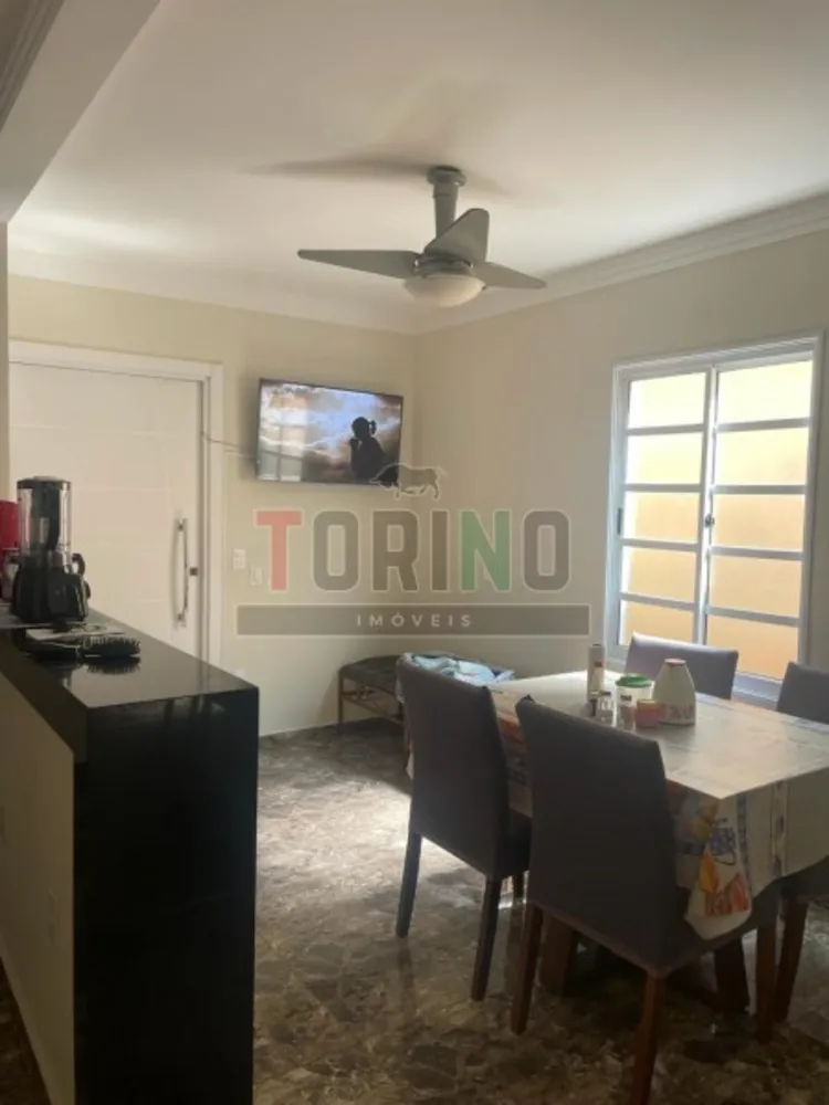 Casa, 4 quartos, 160 m² - Foto 3
