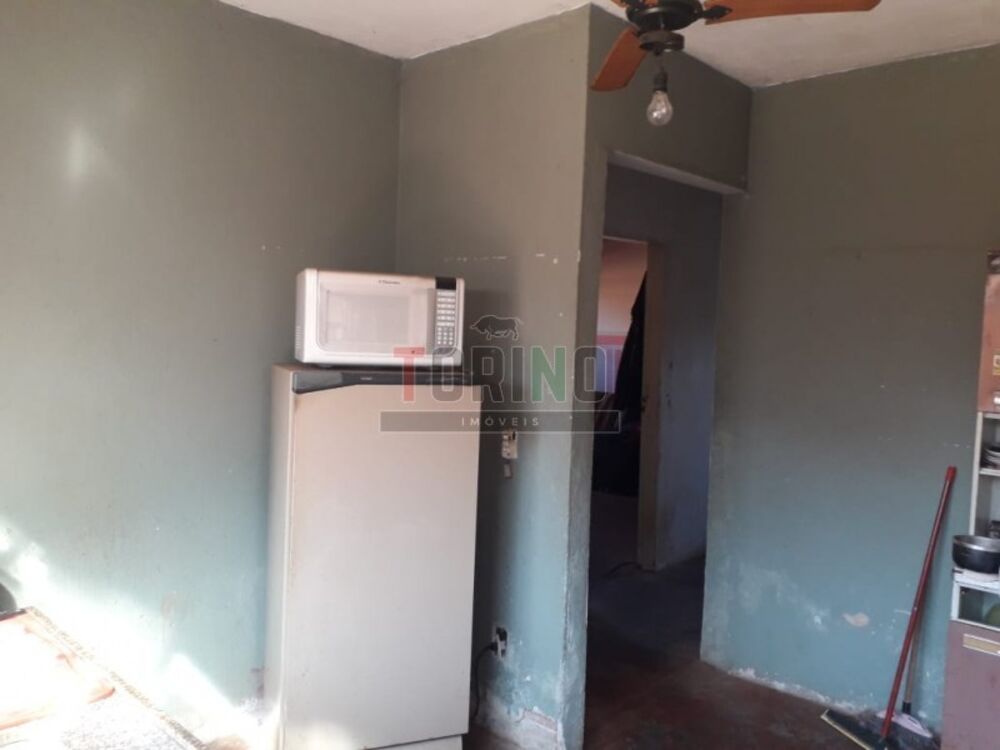 Casa, 3 quartos, 200 m² - Foto 2