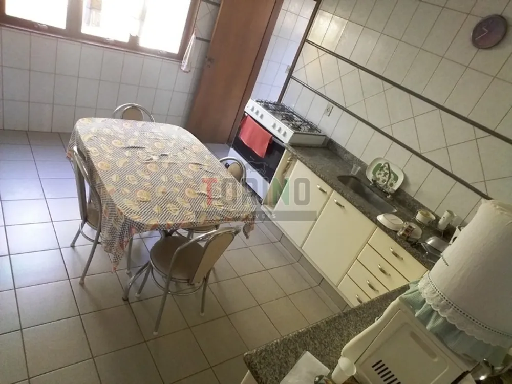Casa, 3 quartos, 207 m² - Foto 9
