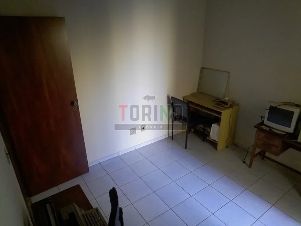 Casa, 3 quartos, 207 m² - Foto 1