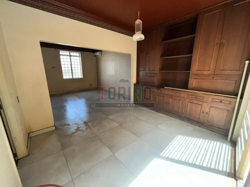 Casa, 4 quartos, 270 m² - Foto 8