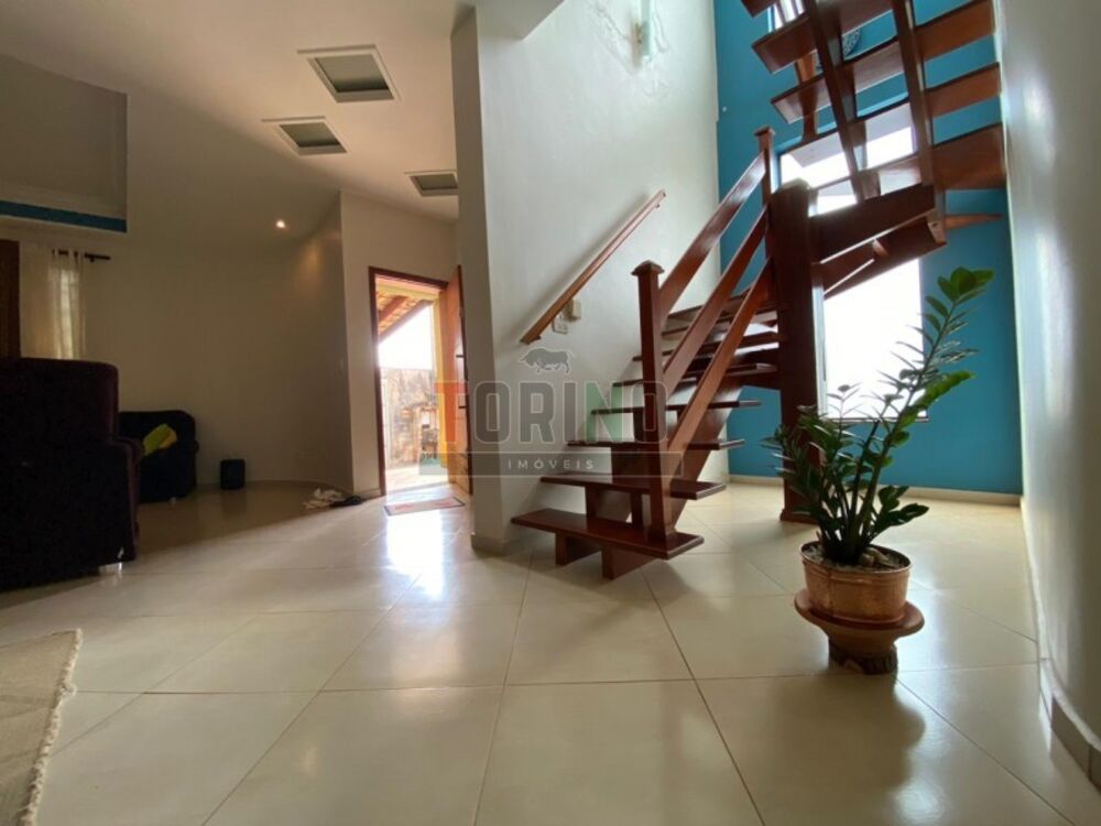 Casa, 3 quartos, 250 m² - Foto 3