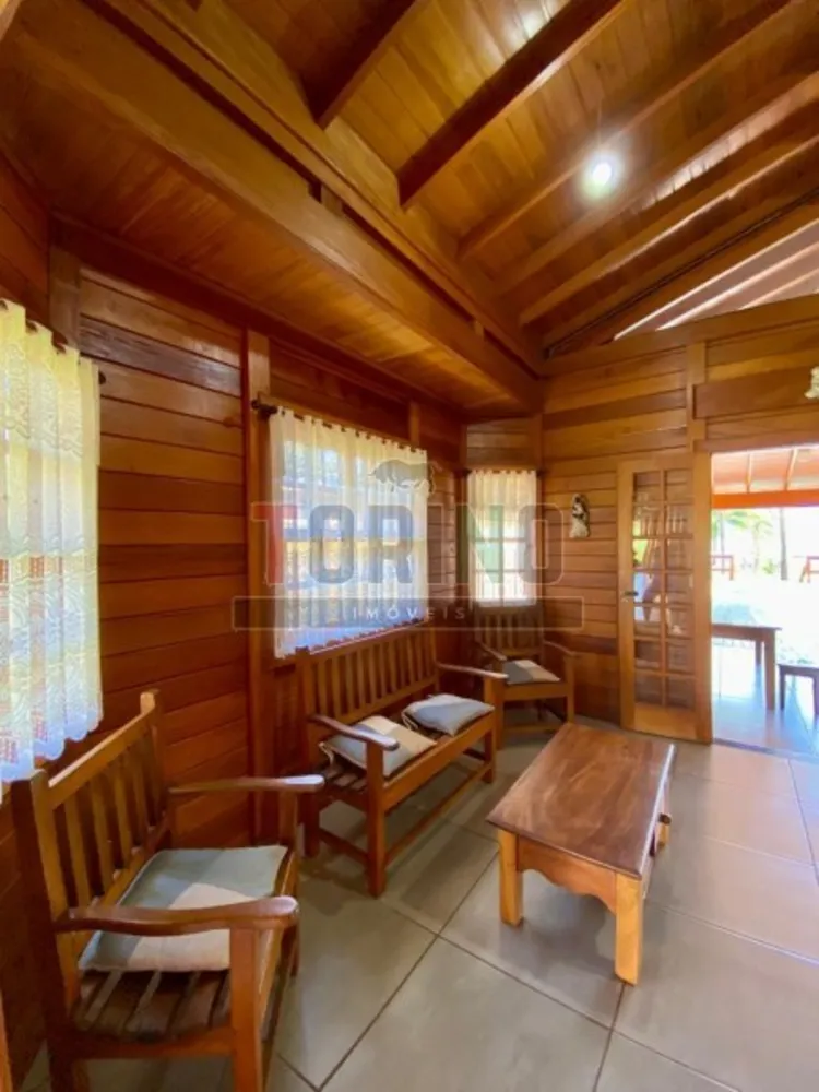 Casa, 6 quartos, 220 m² - Foto 9