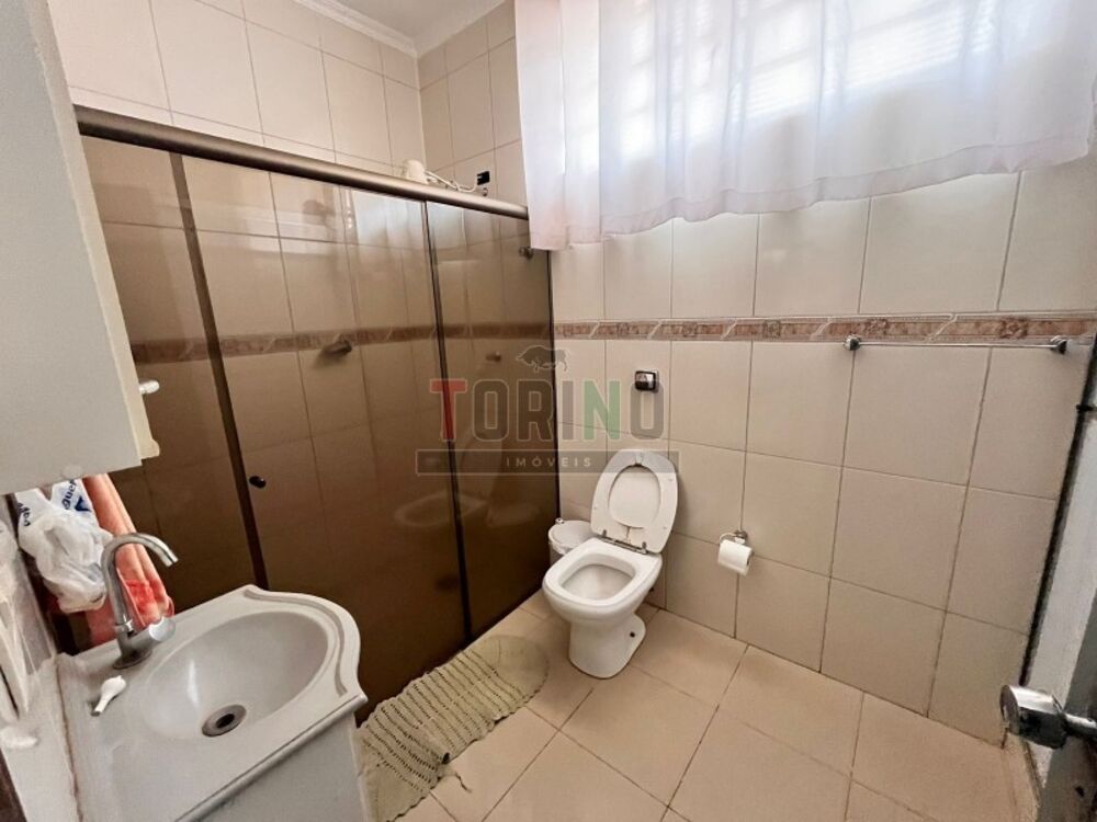 Casa, 5 quartos, 253 m² - Foto 2