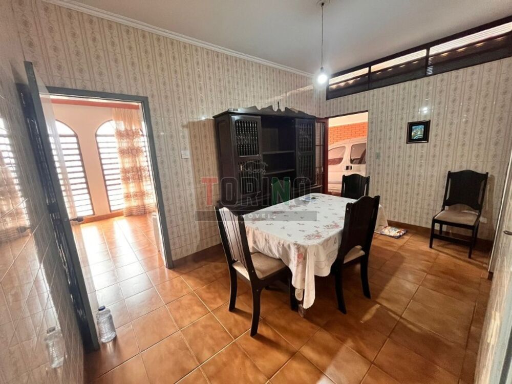 Casa, 5 quartos, 253 m² - Foto 9