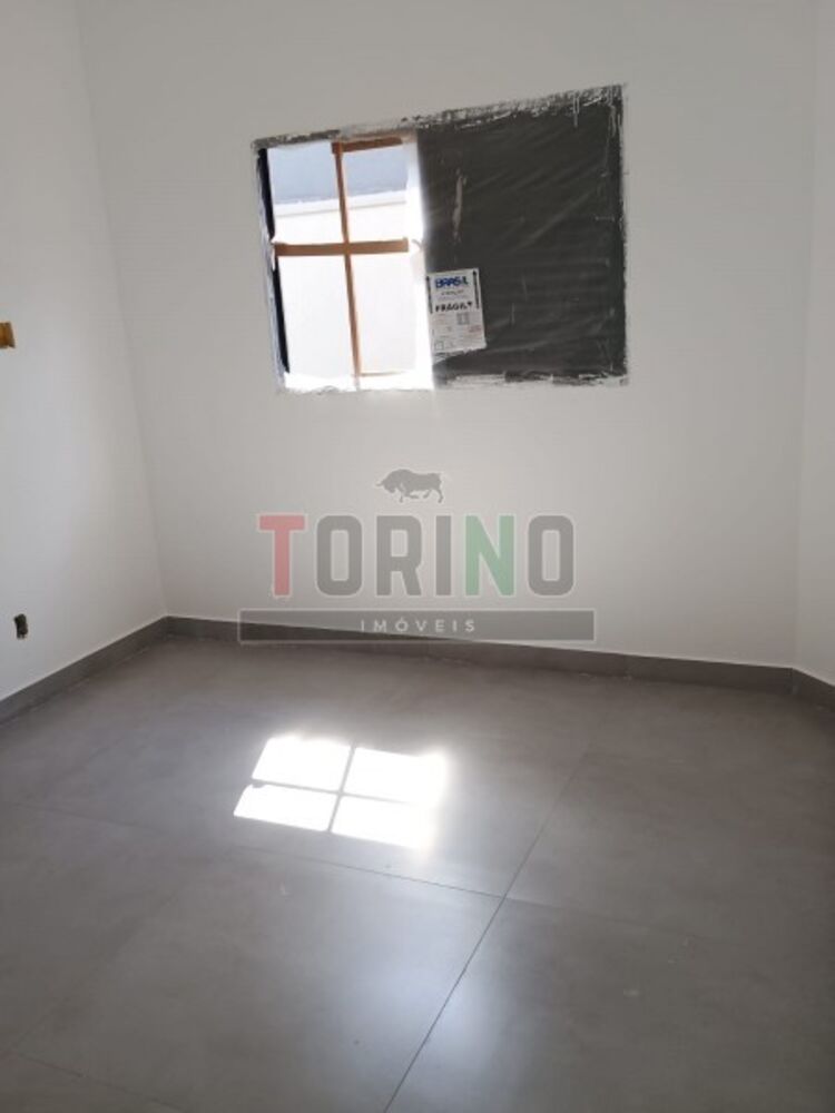 Casa, 3 quartos, 200 m² - Foto 2