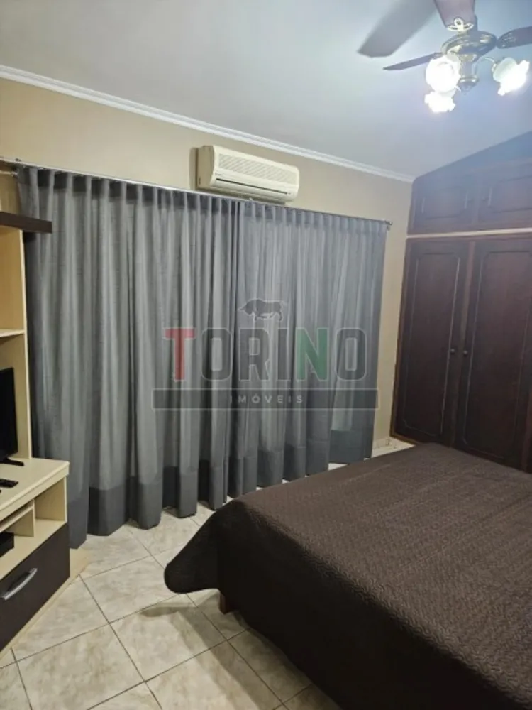 Casa, 3 quartos, 281 m² - Foto 9