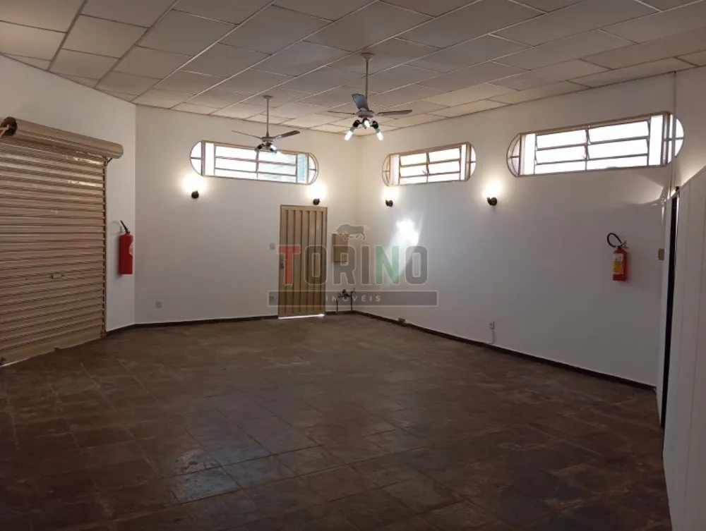Prédio Inteiro, 79 m² - Foto 1