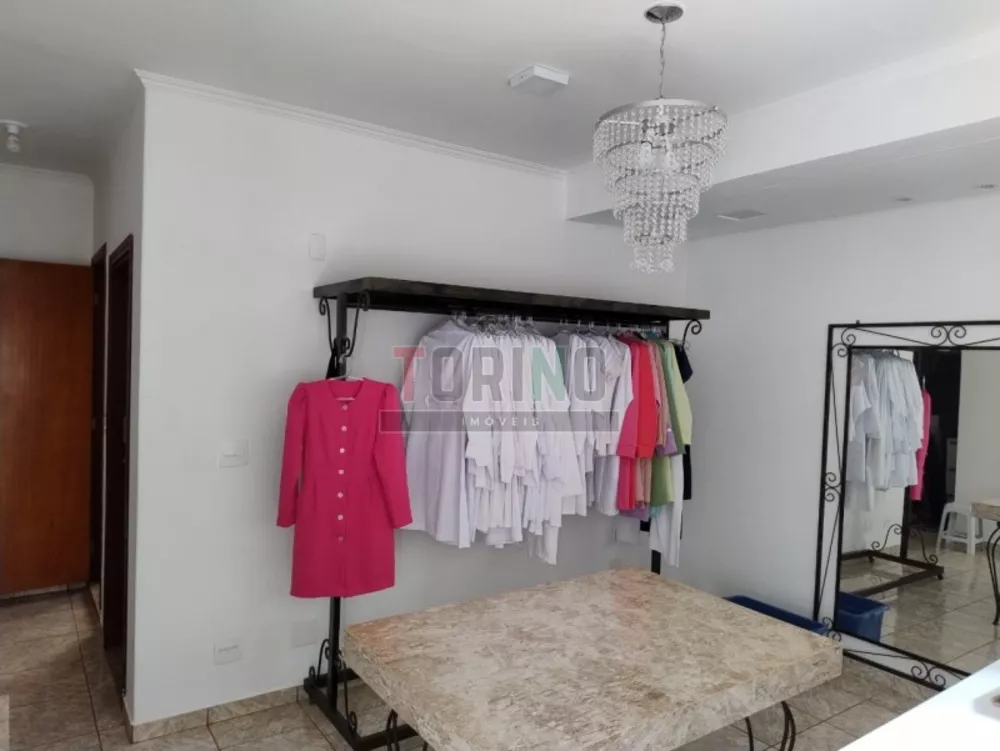 Casa, 4 quartos, 459 m² - Foto 2