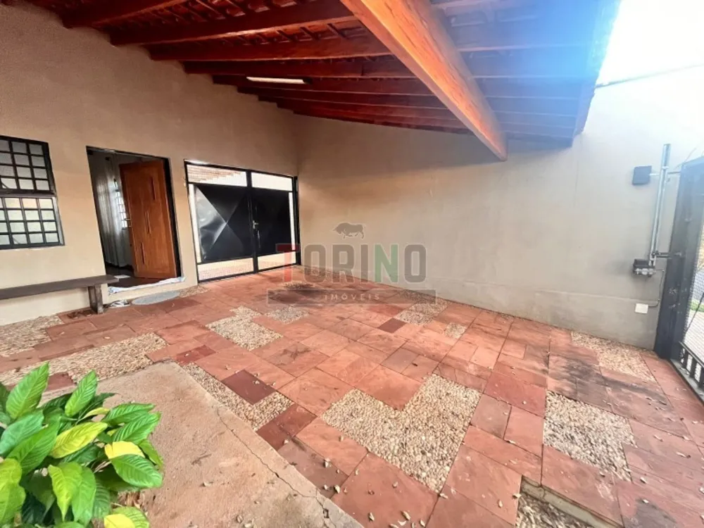 Casa, 3 quartos, 282 m² - Foto 1