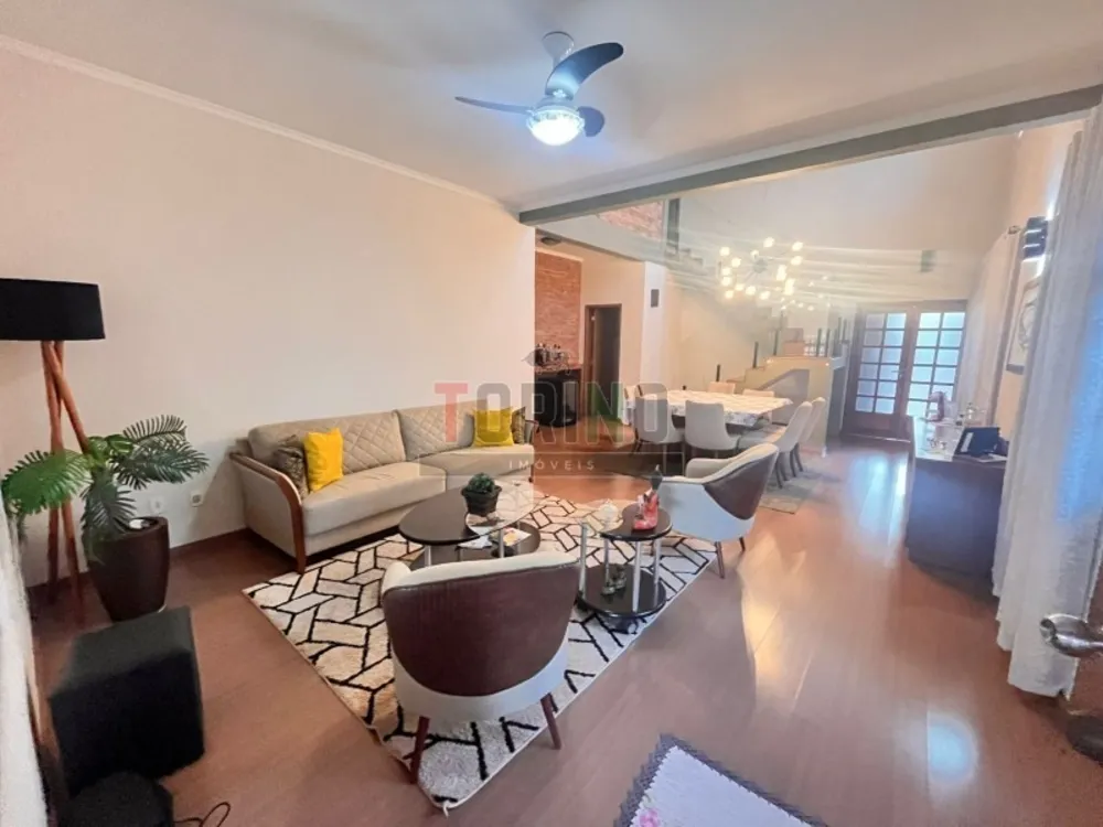 Casa, 3 quartos, 282 m² - Foto 3