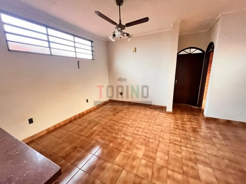 Casa, 3 quartos, 309 m² - Foto 2