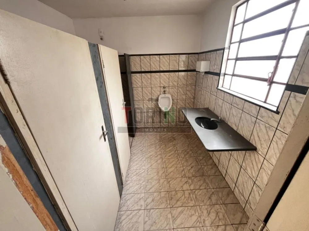 Prédio Inteiro, 70 m² - Foto 2