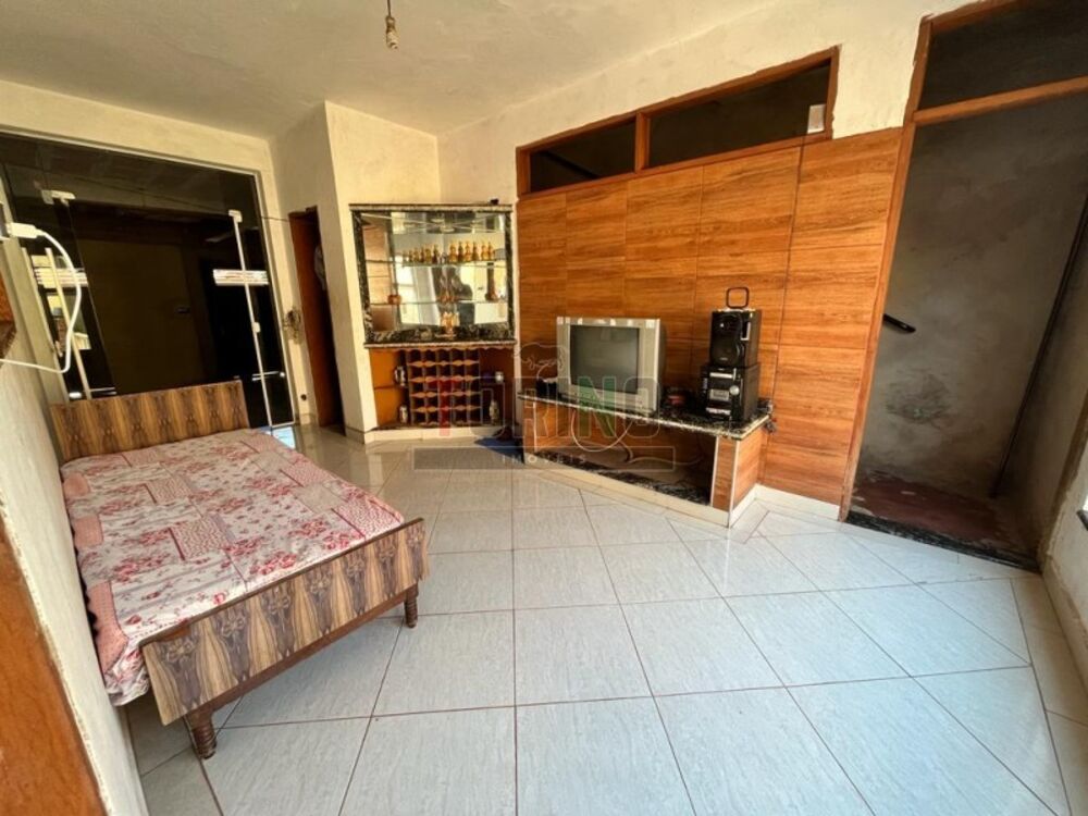 Casa, 3 quartos, 200 m² - Foto 1