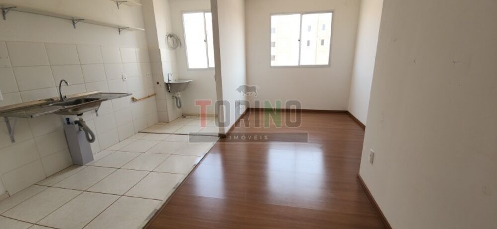 Apartamento à venda com 2 quartos, 43m² - Foto 1