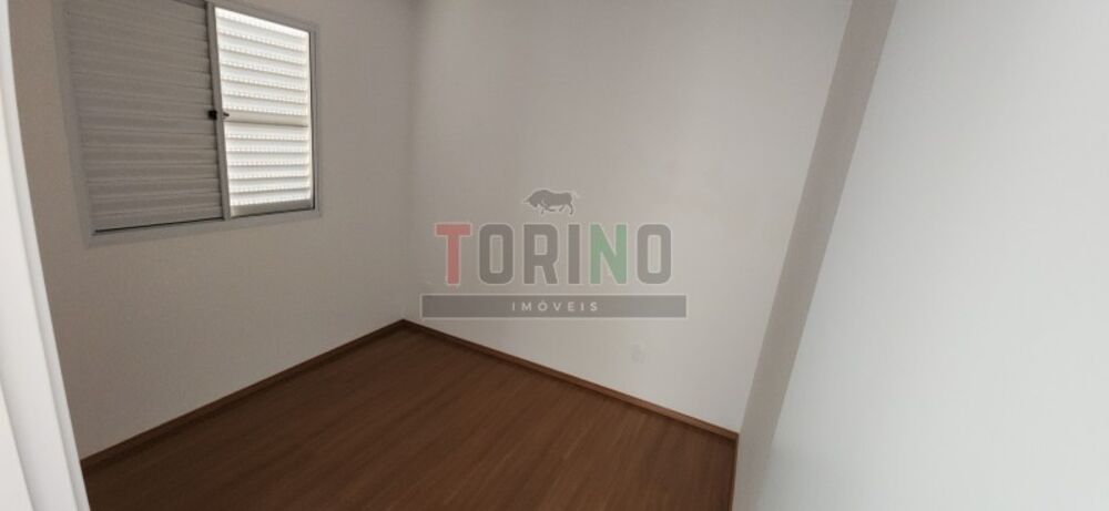 Apartamento à venda com 2 quartos, 43m² - Foto 2