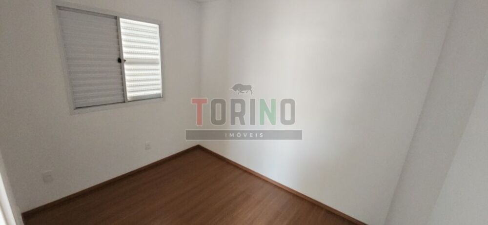 Apartamento à venda com 2 quartos, 43m² - Foto 3
