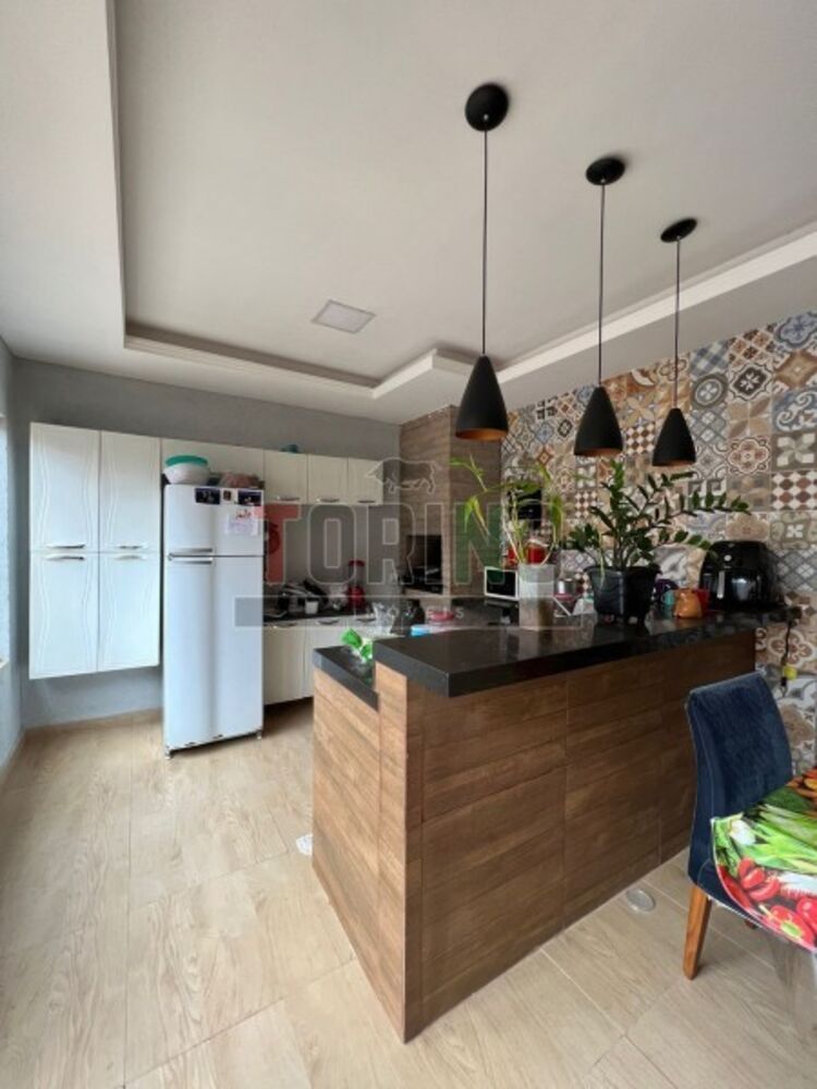 Casa, 2 quartos, 160 m² - Foto 1