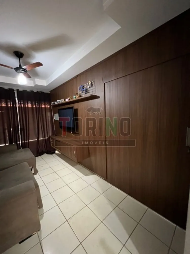 Casa, 2 quartos, 160 m² - Foto 2