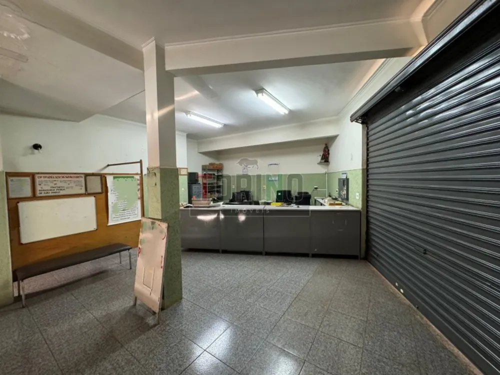 Prédio Inteiro, 63 m² - Foto 1
