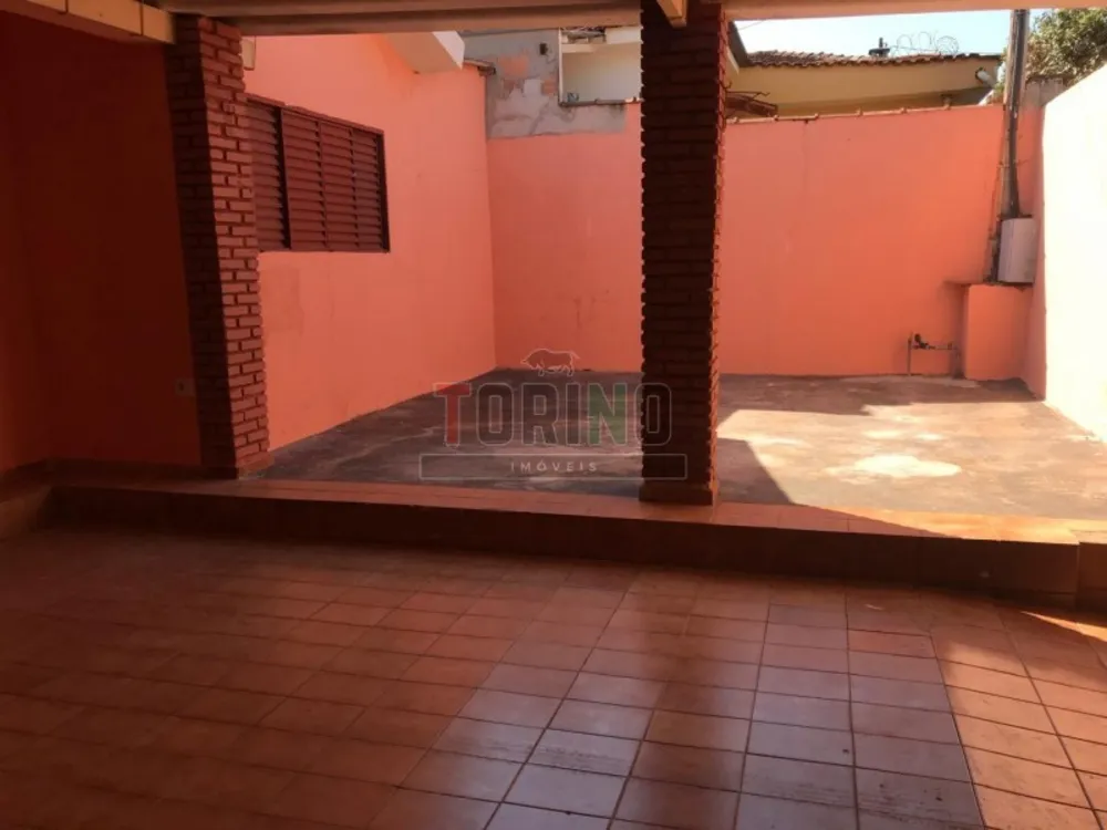 Casa, 3 quartos, 200 m² - Foto 1
