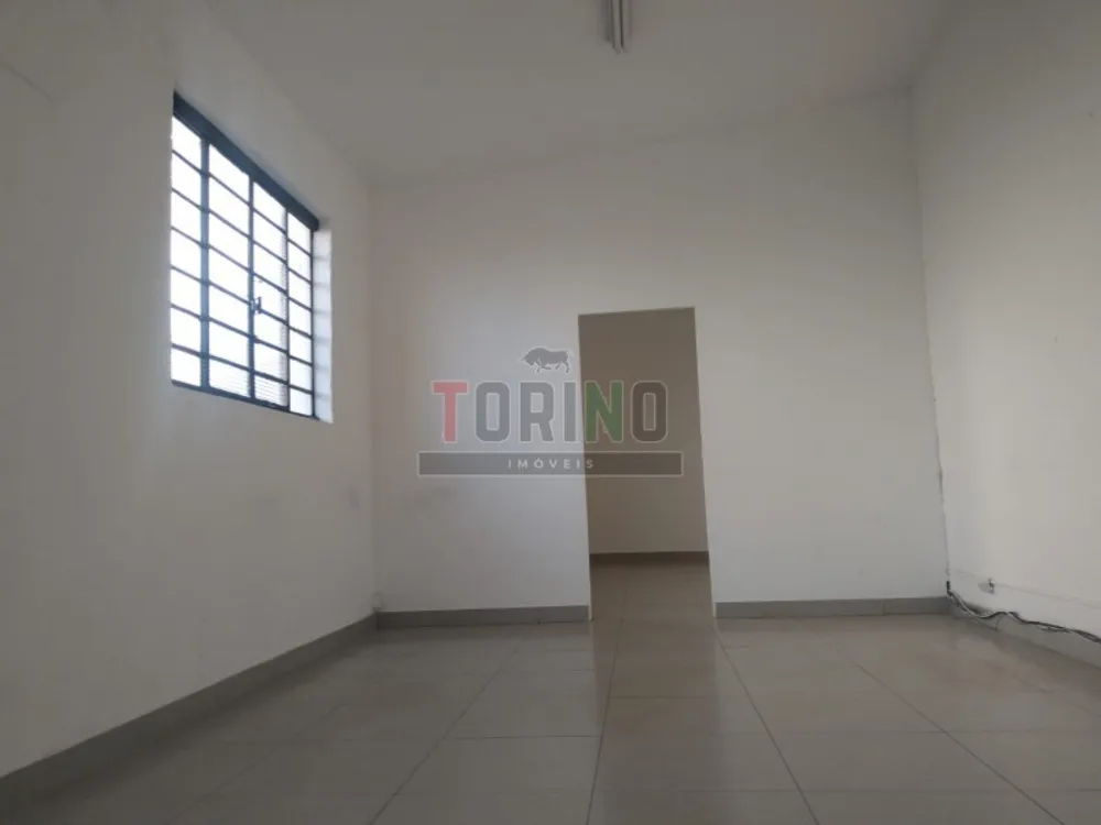 Depósito-Galpão, 911 m² - Foto 2