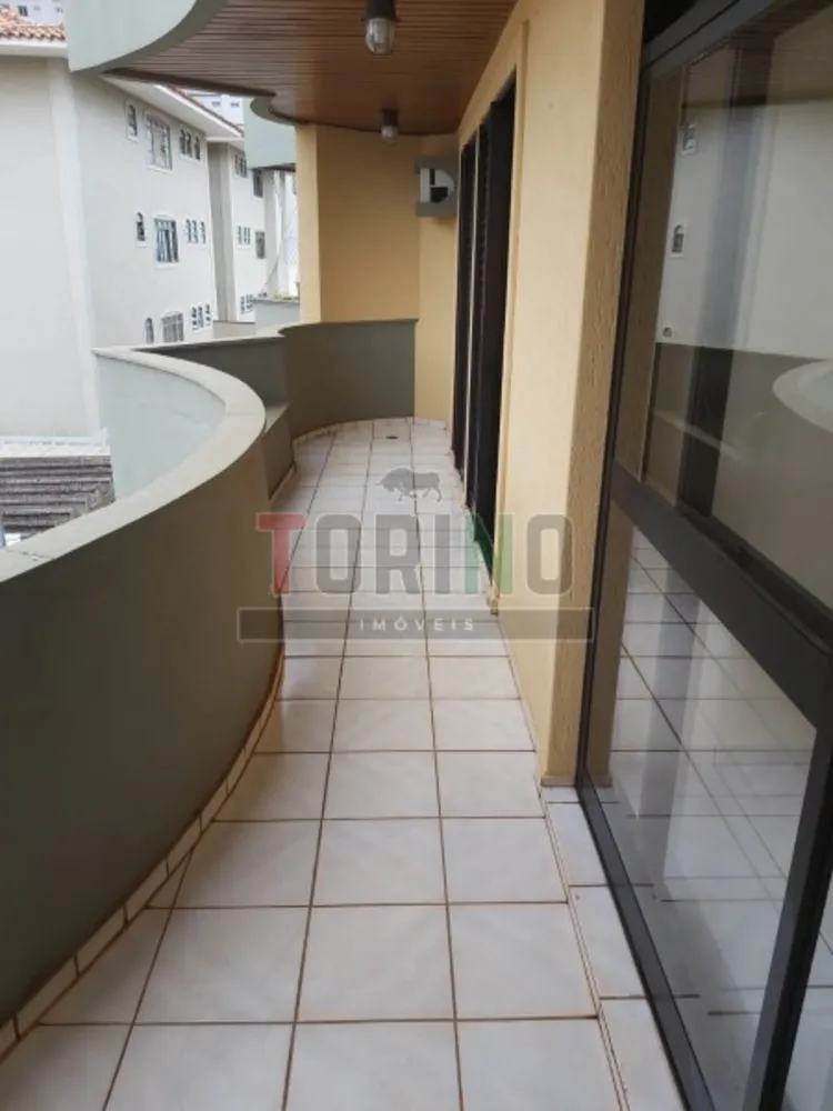 Apartamento, 3 quartos, 131 m² - Foto 3