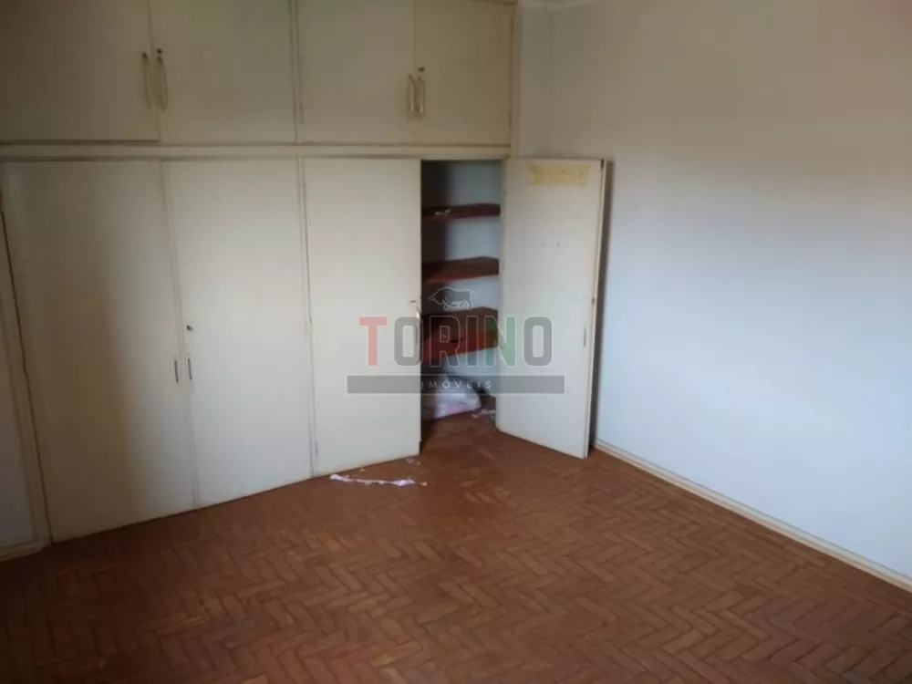 Casa à venda com 4 quartos, 165m² - Foto 4