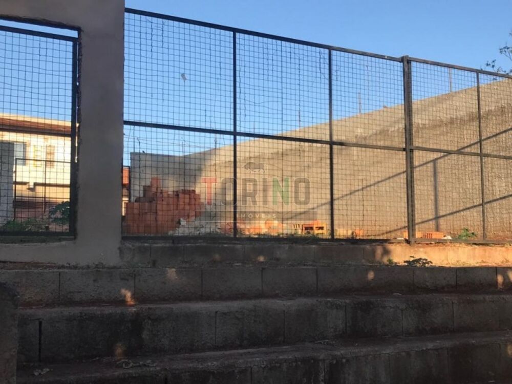 Loteamento e Condomínio, 331 m² - Foto 1