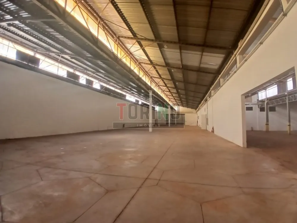 Depósito-Galpão, 1850 m² - Foto 1
