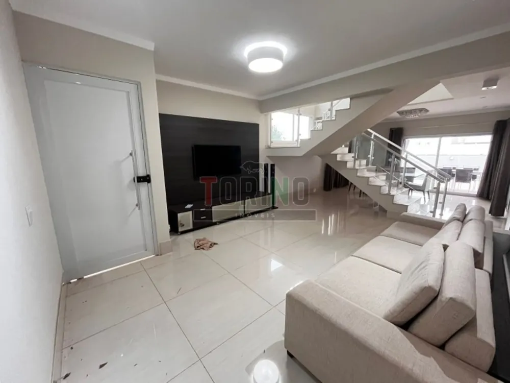 Casa, 3 quartos, 225 m² - Foto 1