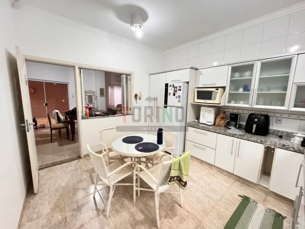 Casa, 3 quartos, 254 m² - Foto 6