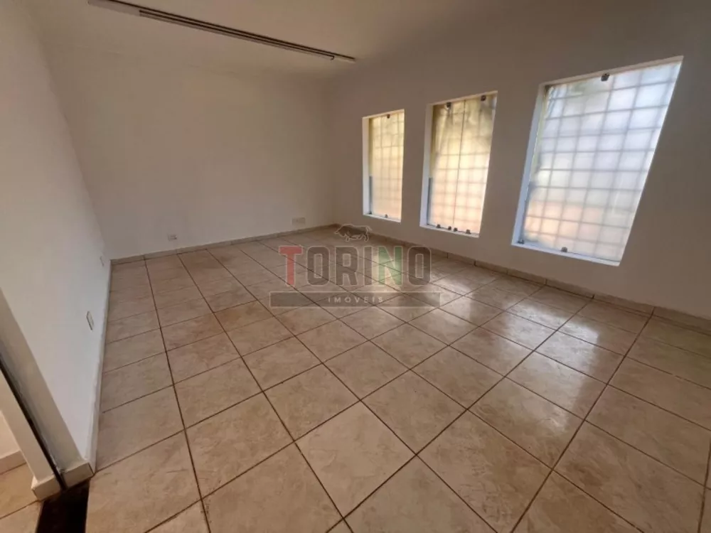 Prédio Inteiro para alugar com 4 quartos, 235m² - Foto 6