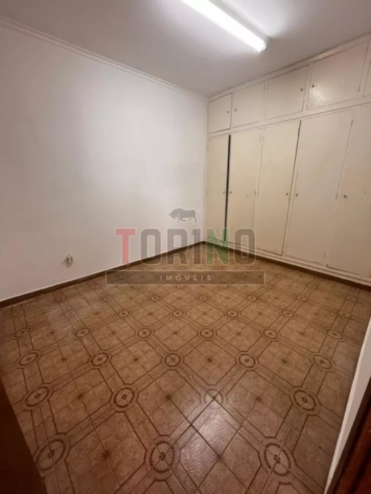 Prédio Inteiro para alugar com 4 quartos, 235m² - Foto 13