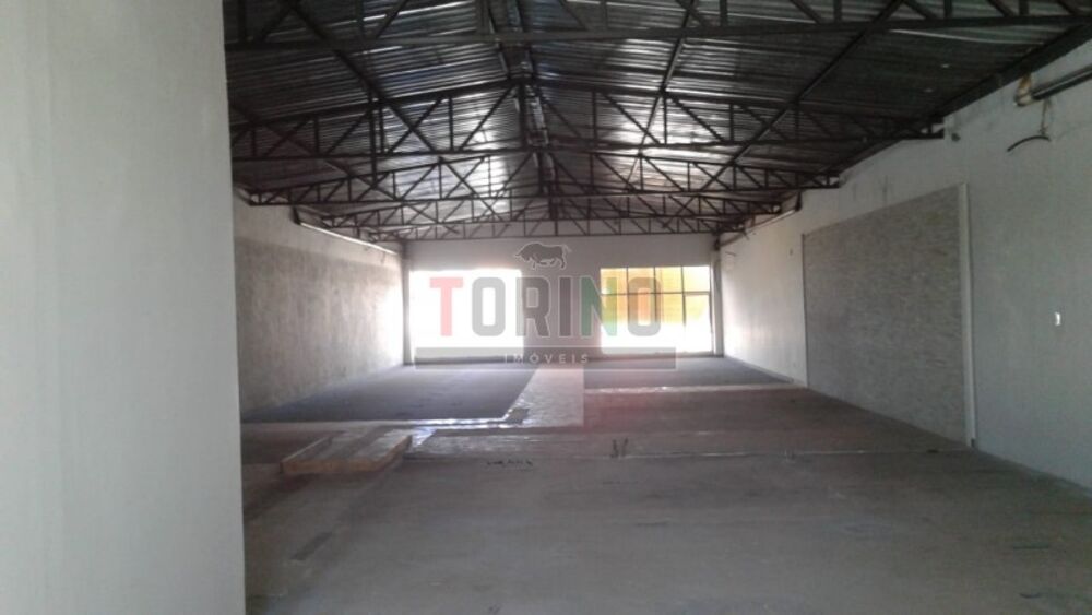 Loja-Salão, 747 m² - Foto 1