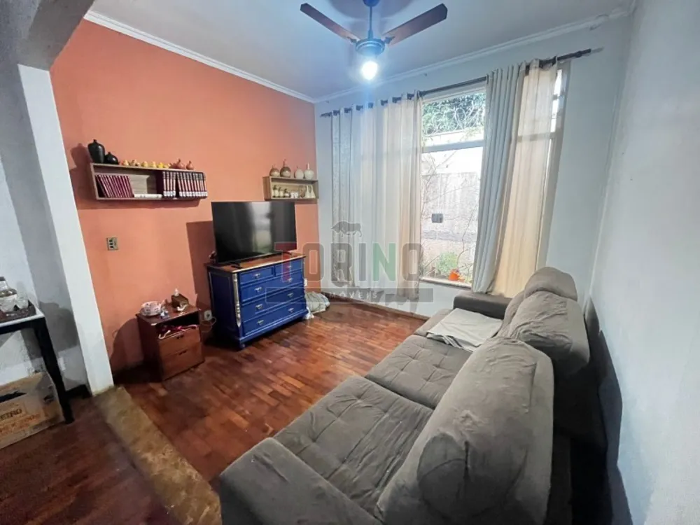 Casa, 2 quartos, 362 m² - Foto 4
