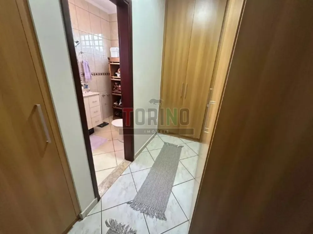 Casa, 4 quartos, 273 m² - Foto 8