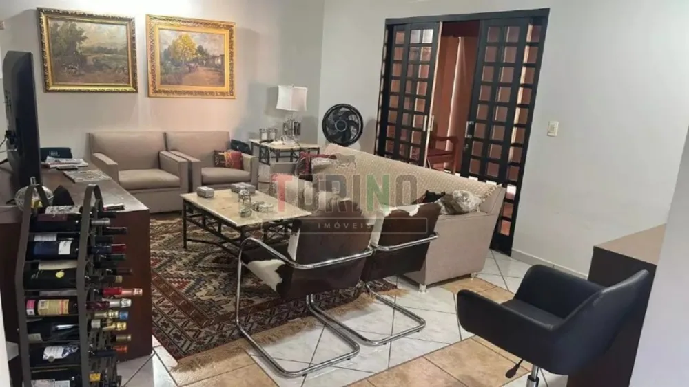 Casa, 4 quartos, 273 m² - Foto 3
