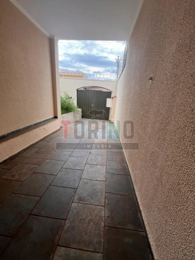 Casa, 3 quartos, 98 m² - Foto 1