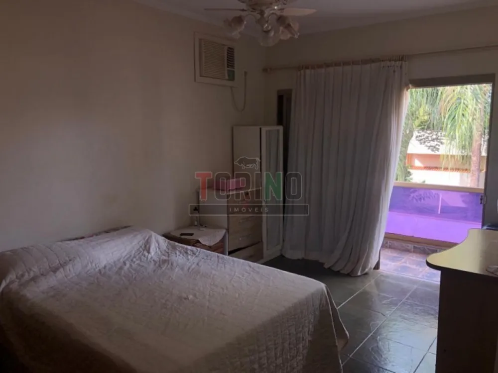 Casa, 4 quartos, 263 m² - Foto 11