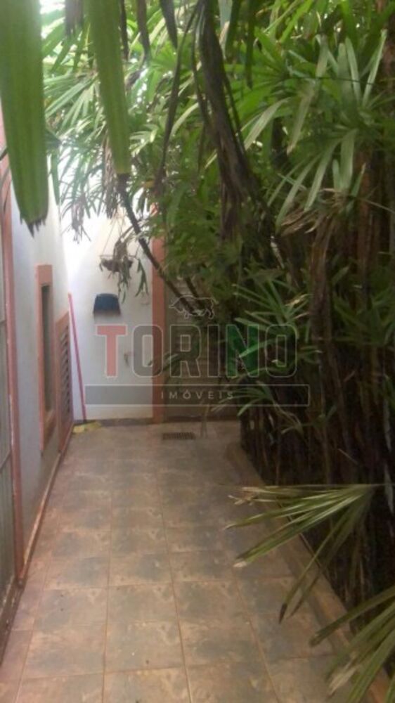 Casa, 4 quartos, 263 m² - Foto 17