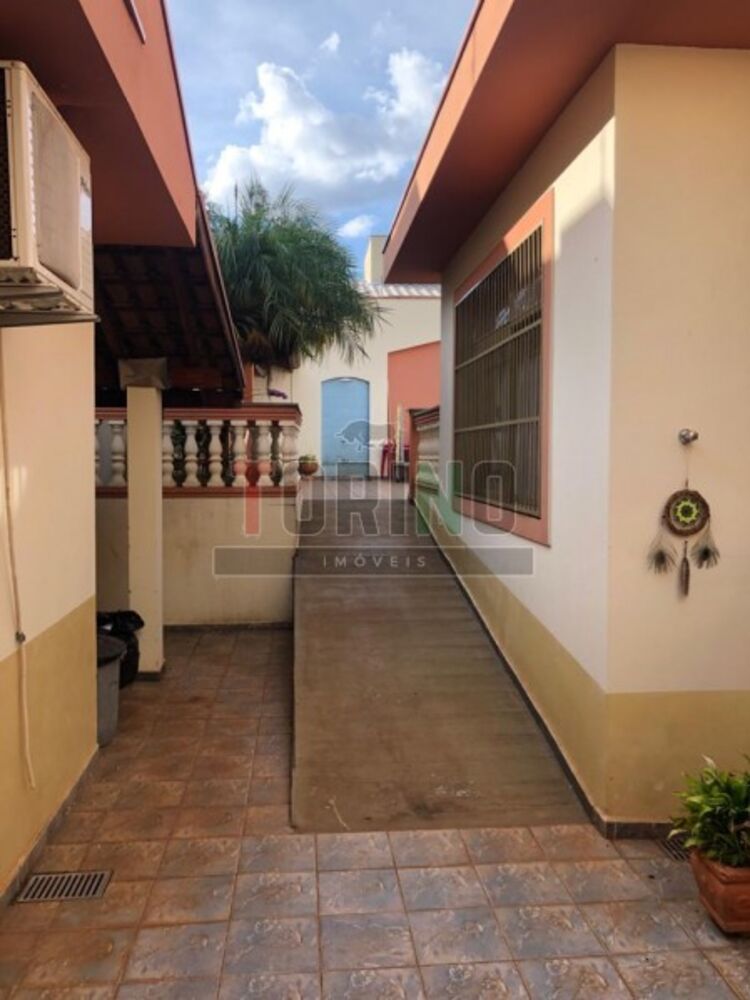 Casa, 4 quartos, 263 m² - Foto 16