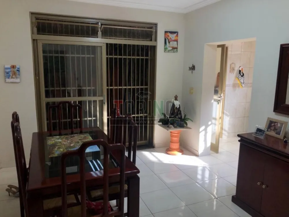 Casa, 4 quartos, 263 m² - Foto 17