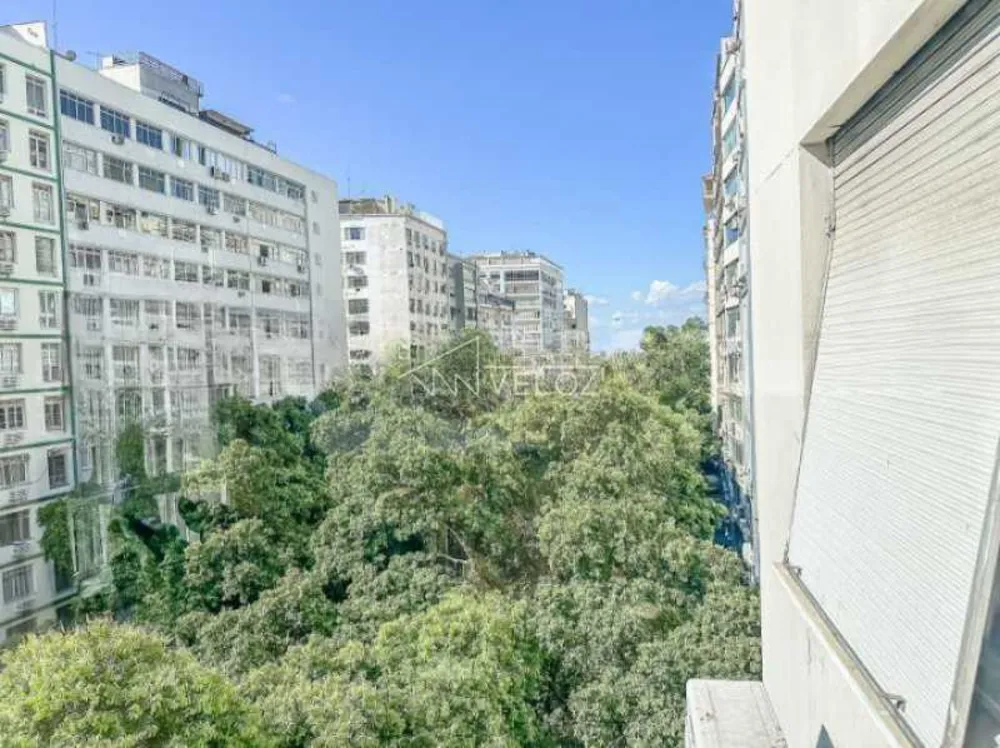 Apartamento, 3 quartos, 184 m² - Foto 2