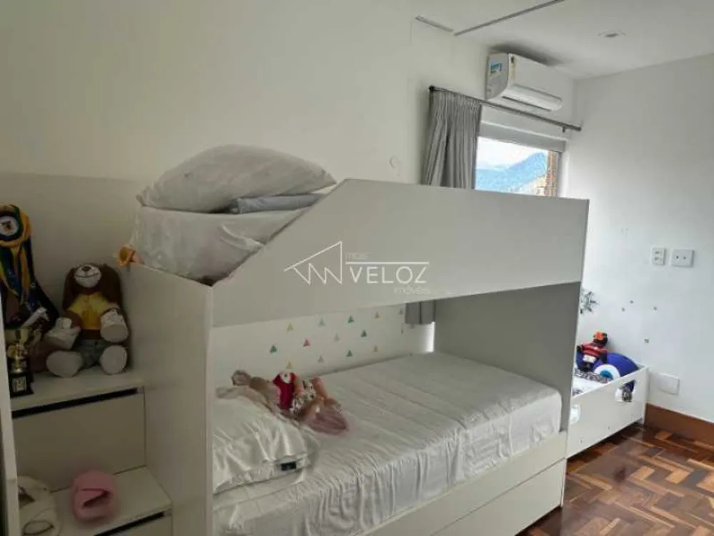 Apartamento, 3 quartos, 140 m² - Foto 1